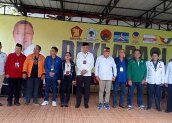 Darwis – Syamsul Di Daftarkan ke KPU Sebagai Calon Bupati dan Wakil Bupati Di Pilkada Serentak 2024