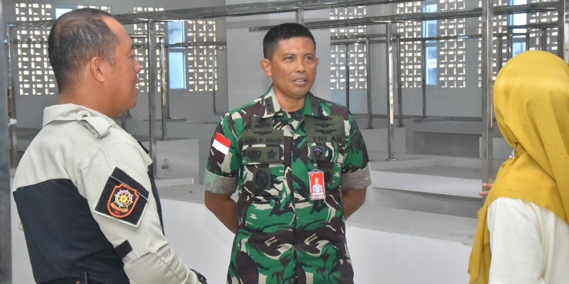 Lanud RHF Kolaborasi Dengan Pemkot Tanjungpinang Gelar Korve Kebersihan Dan Kerapian Pasar Ncik PuAn Perak, Akan Dikunjungi RI 2.