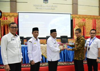 Padang Pariaman Lokus Study Lapangan, Lirik Dukcapil dan Disparpora