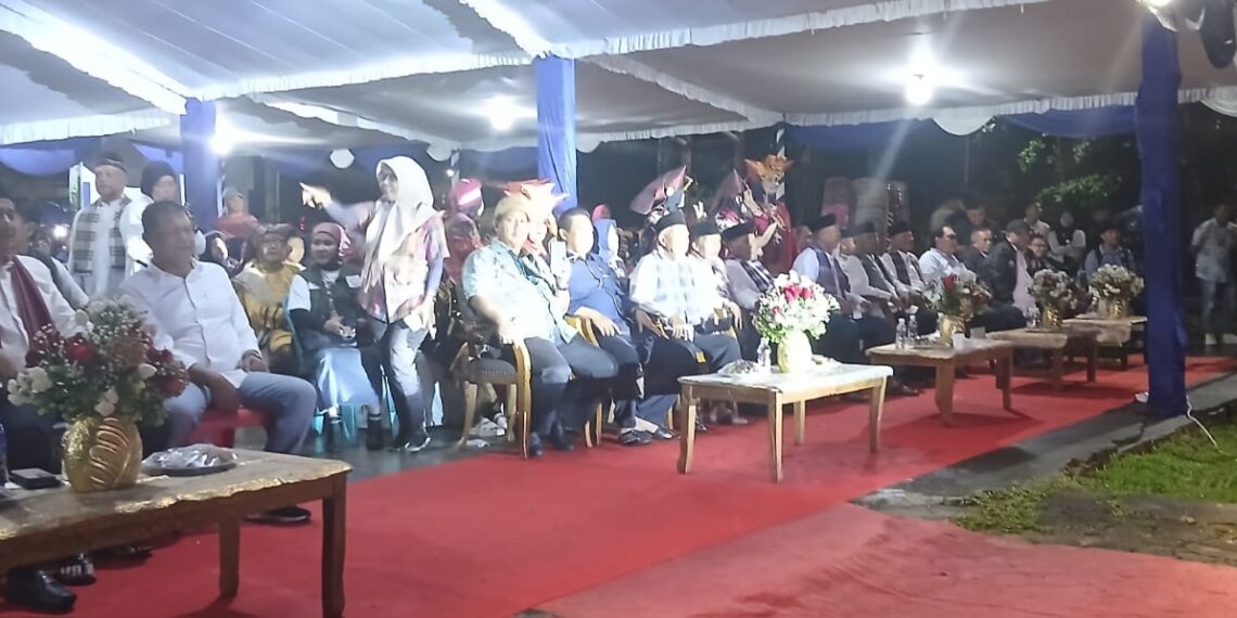 Hdirkan 3 Orang Artis, Perantau Minang Gelar Silaturahmi Akbar Dengan Calon Gubernur H.M.Rudi