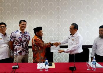Plt. Bupati Rahmang Minta Kepala Perangkat Daerah Kooperatif Atas Entry Briefing BPK RI Perwaklian Sumbar.