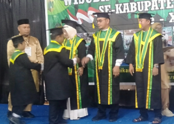 Pjs Bupati Natuna Wisudakan 291 Santriwan-SantriwatiTPQ