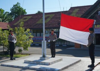Polres Bengkayang Gelar Upacara Peringatan Hari Pahlawan Nasional Tahun 2024