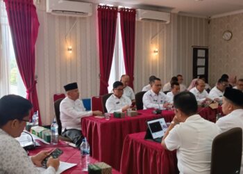 Rapat Evaluasi, Bupati Suhatri Bur Minta ASN Terus Melayani Masyarakat Tanpa Batas