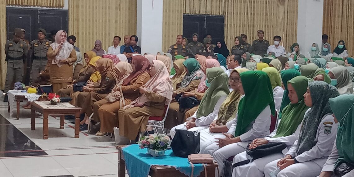 Pemkab Padang Pariaman Fasilitasi Nakes Sukarela Berkonsultasi ke Pemerintah Pusat agar Diangkat PPPK