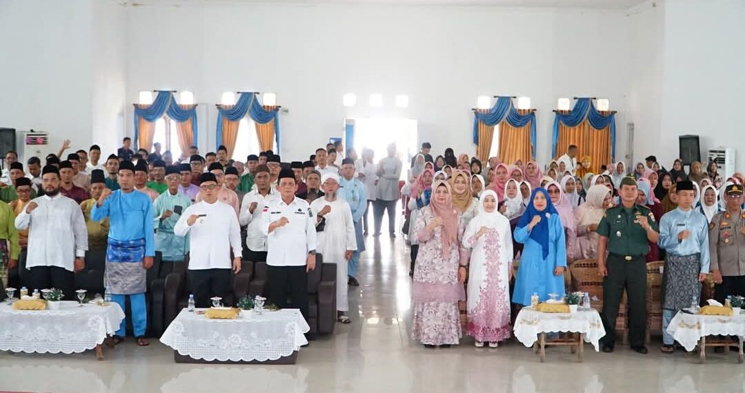 Momen Halal Bi Halam Gubernur Janji Proeitaskan Sejumlah Pembangunan Di Lingga