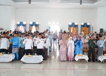 Momen Halal Bi Halam Gubernur Janji Proeitaskan Sejumlah Pembangunan Di Lingga