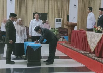Bupati JKA Lantik Emri Nurman Menjadi Kepala Pelaksana BPBD Padang Pariaman