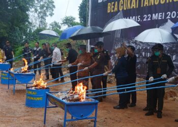 Bea Cukai Tannjungpinang Musnahkan Barang Hasil Penindakan Kepabenan Senilai 5,3 M.