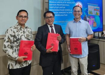 Bupati John Kenedy Azis, Lulus Ujian Tertutup Program Doktor Ilmu Hukum Universitas Trisakti