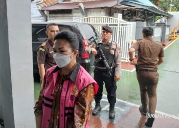 Kejati Kepri Tahan Tersangka Mantan Dirut LPP RI Tersandung Kasus Diduga Korupsi