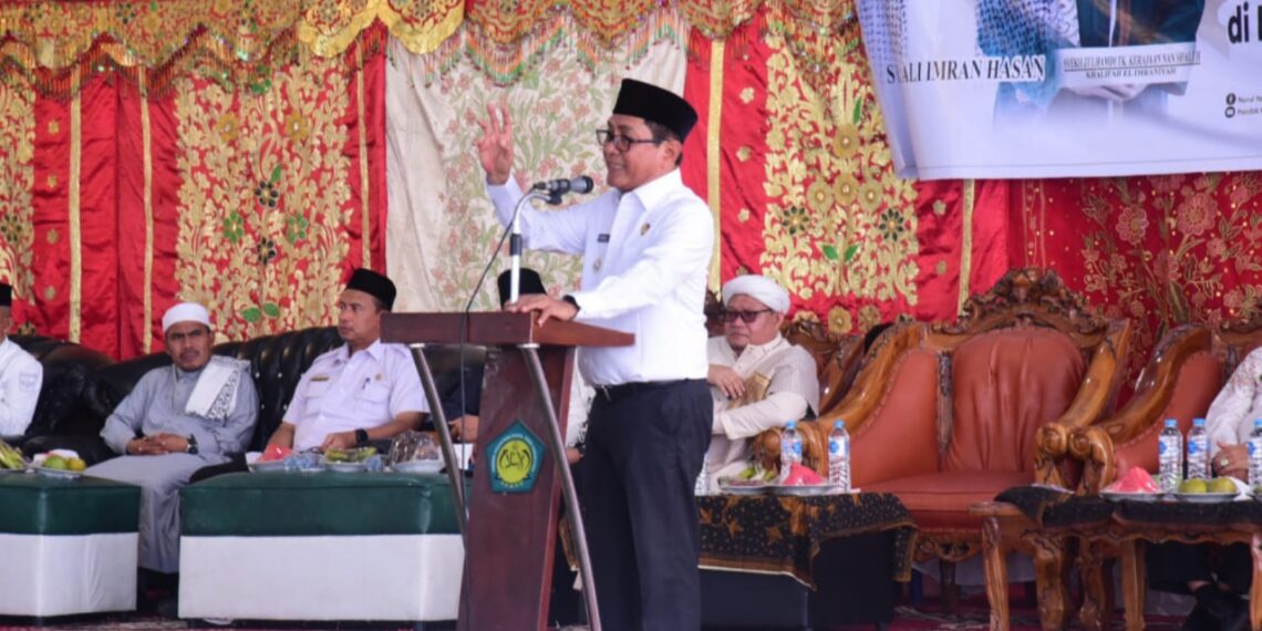 Saat Wisuda Santri Nurul Yaqin Sadaniyyah Bupati JKA Ajak Dukung SKB Jaga Generasi