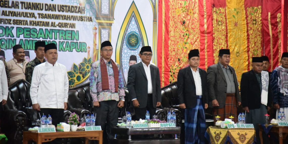 Bupati JKA Hadiri Wisuda Kelulusan Santri Sekaligus Pengukuhan Tuangku