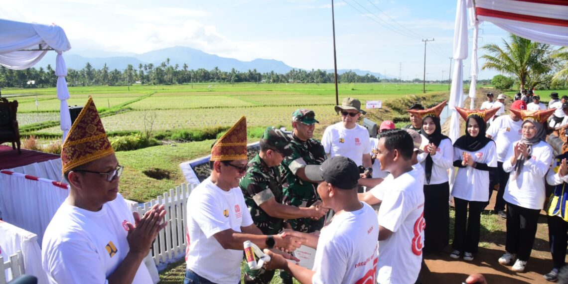 Sinergi Pemkab Padang Pariaman, Korem 032, BWS Sumatera V Gelar Gerakan Irigasi