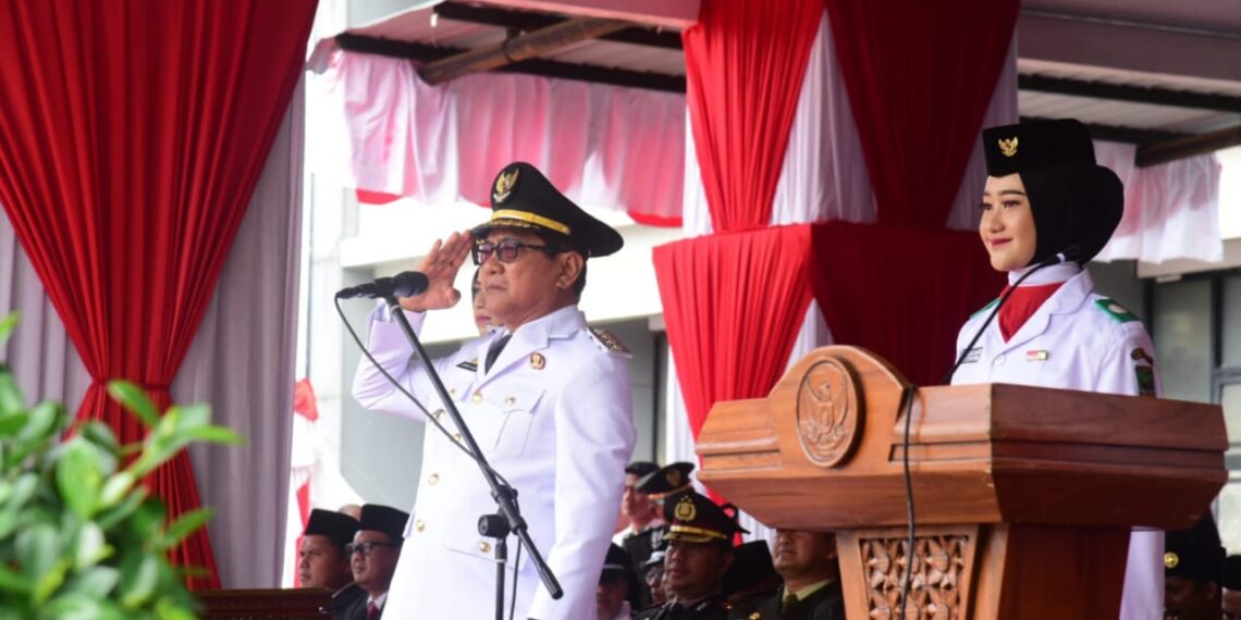 Bupati John Kenedy Azis Pimpin Upacara HUT ke-80 RI di Kabupaten Padang Pariaman