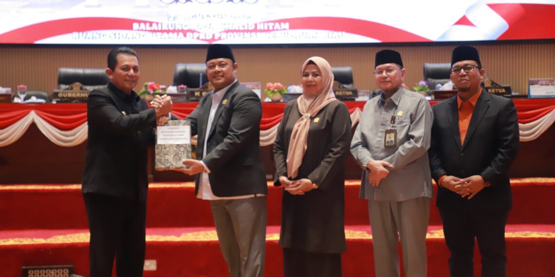 Sahkan APBD Perubahan 2025 Dintadai Dengan Ketok Palu DPRD