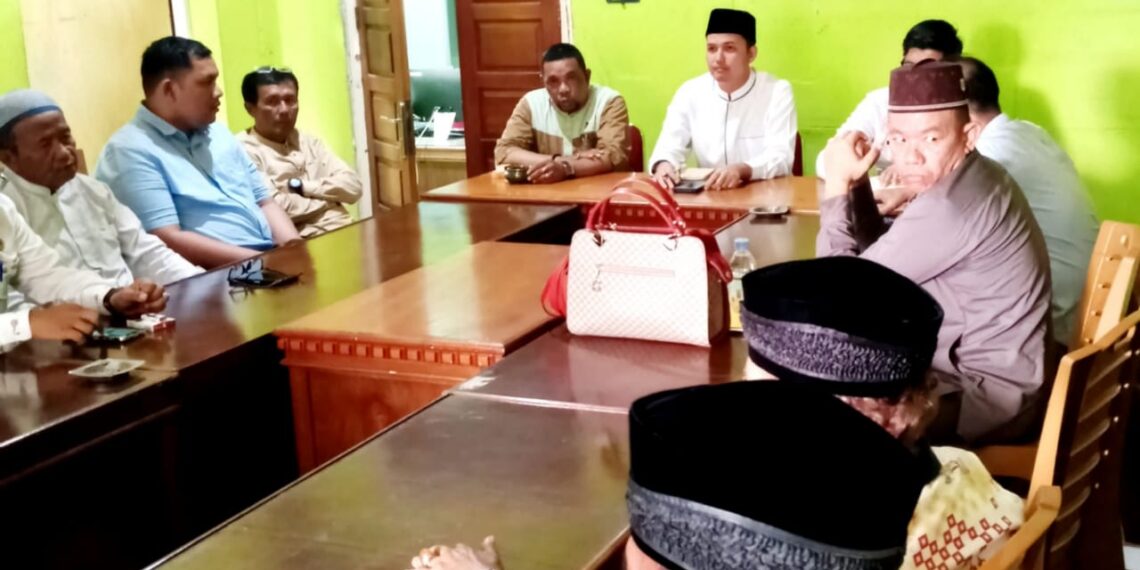 Wakil Bupati Temui Masyarakat Kapalo Hilalang Bahas Tuntutan di Tarok City