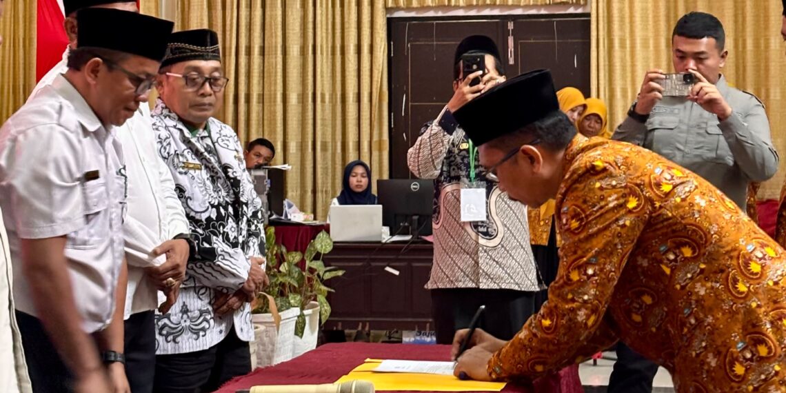Pengurus Baru AGPAII Padang Pariaman Resmi Dikukuhkan