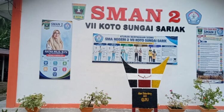Enam Bulan Memimpin, Ratna Wilis Bangun Fondasi di SMAN 2 VII Koto