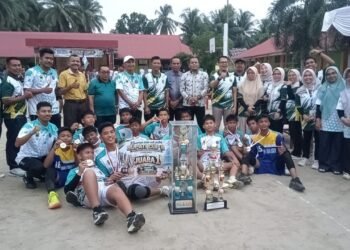 SMPN 1 Enam Lingkung Juara Bupati Cup II 2026, Kadisdik Siapkan Seleksi Atlet Terbaik