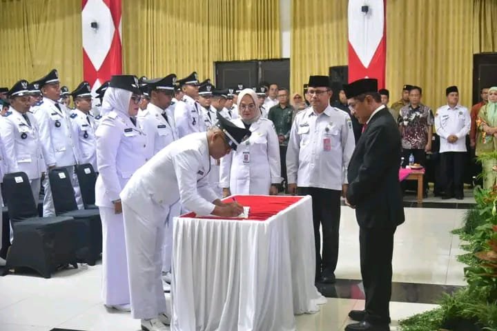 73 Wali Nagari Resmi Dilantik, JKA Tekankan Kepemimpinan Berintegritas dan Kolaboratif