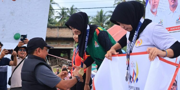 Zahwa Raih Emas PORPROV XVI, Bupati JKA Beri Apresiasi